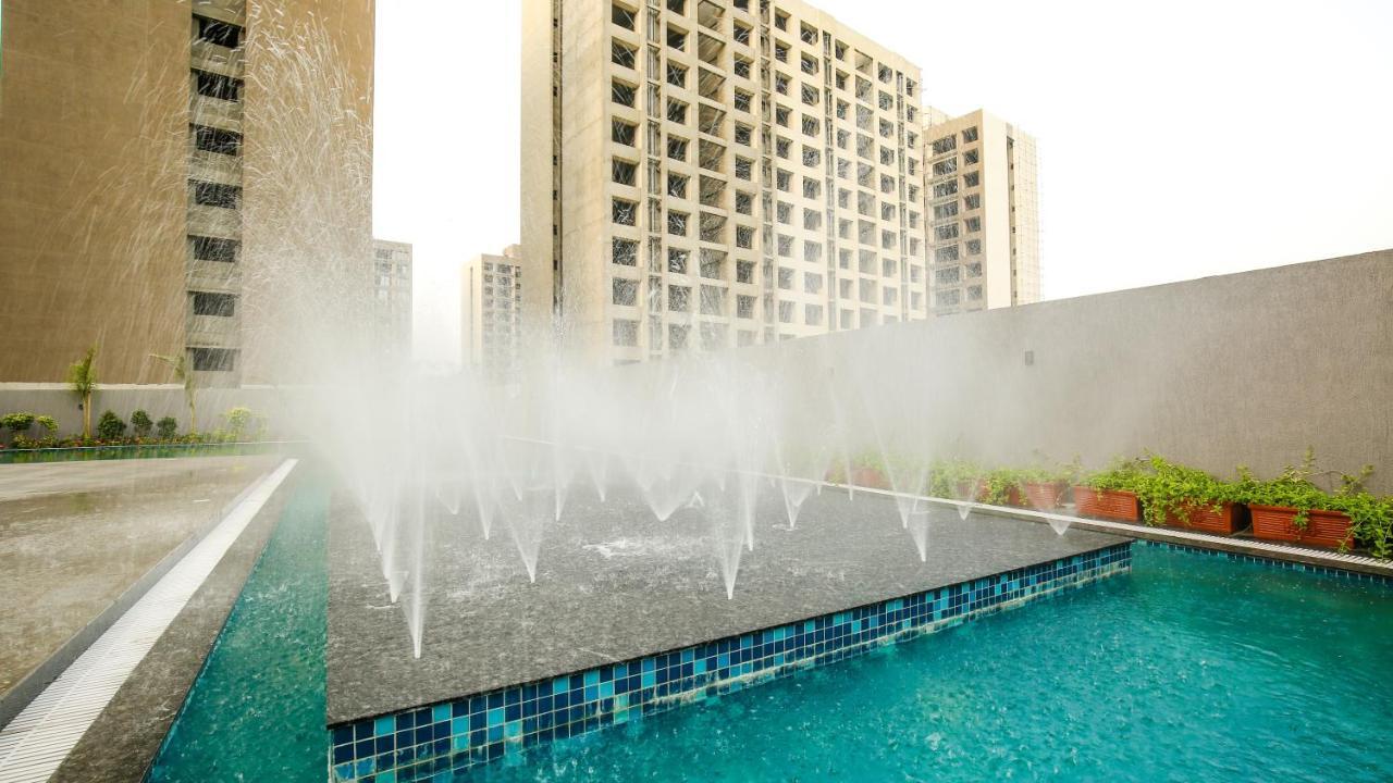 The Weekend Address Hotel Surat Exterior photo